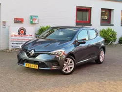 Grijs Gebruikt 2021 Renault Clio V Business Hatchback | € 16.650 (Goede deal)