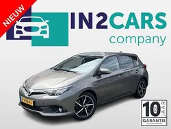 Grijs Gebruikt 2017 Toyota Auris Hatchback | € 15.700 (Eerlijke prijs)