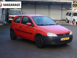 Rood Gebruikt 2001 Opel Corsa Comfort Hatchback | € 999 (Goede deal)