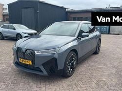Grijs Gebruikt 2023 BMW iX Executive SUV | € 46.900 (Super prijs)