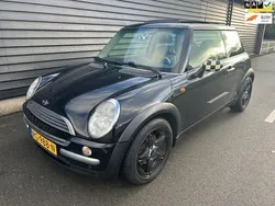 Zwart Gebruikt 2002 Mini Cooper Hatchback | € 2.245 (Duur)
