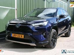 Blauw Gebruikt 2024 Toyota RAV4 Hybrid Style SUV | € 42.950 (Eerlijke prijs)