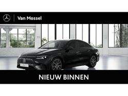 Zwart Nieuw 2025 Mercedes CLA 250+ AMG line Sedan | € 61.084 (Eerlijke prijs)
