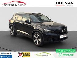 Zwart (metallic) Gebruikt 2023 Volvo XC40 Plus SUV | € 30.595