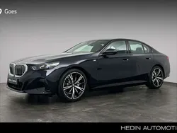 Zwart, metallic lak Nieuw 2024 BMW 530 Comfort Edition Sedan | € 79.466