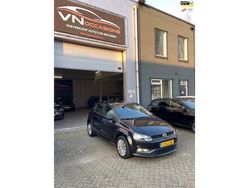 Zwart Gebruikt 2014 VW Polo Comfortline Hatchback | € 6.950 (Eerlijke prijs)