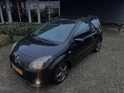 Zwart Gebruikt 2010 Renault Twingo Dynamique Hatchback | € 2.445 (Iets duurder)