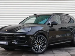 Zwart Gebruikt 2024 Porsche Cayenne SUV | € 134.950 (Duur)