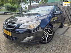 Zwart Gebruikt 2011 Opel Astra Sport Stationwagen | € 3.999 (Goede deal)
