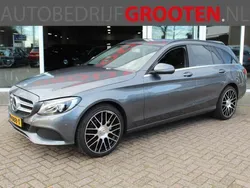 Grijs, metallic lak Gebruikt 2017 Mercedes C160 Premium Coupé | € 18.688 (Eerlijke prijs)