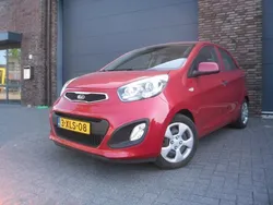 Rood Gebruikt 2014 Kia Picanto Hatchback | € 3.450 (Eerlijke prijs)