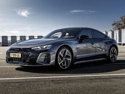 Grijs Gebruikt 2022 Audi e-tron GT quattro S-Line Sedan | € 54.950 (Super prijs)
