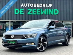 Blauw Gebruikt 2015 VW Passat Comfortline Sedan | € 13.999 (Goede deal)