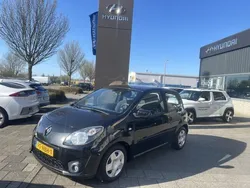 Zwart Gebruikt 2010 Renault Twingo Dynamique Hatchback | € 3.500 (Eerlijke prijs)
