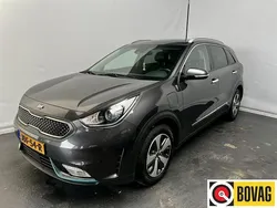Grijs Gebruikt 2018 Kia Niro SUV | € 16.500 (Eerlijke prijs)