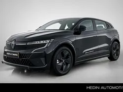 Zwart Nieuw 2025 Renault Mégane Evolution Hatchback | € 39.900