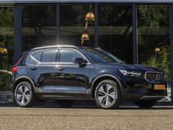 Zwart Gebruikt 2021 Volvo XC40 Inscription SUV | € 32.950 (Eerlijke prijs)