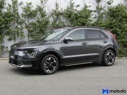 Zwart, metallic lak Gebruikt 2024 Kia e-Niro Plus SUV | € 36.490 (Super prijs)