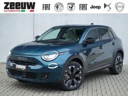 Blauw Nieuw 2025 Fiat 600 La Prima SUV | € 33.900 (Goede deal)
