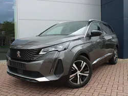 Grijs Gebruikt 2021 Peugeot 5008 GT MPV | € 28.400 (Goede deal)