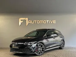 Zwart, metallic lak Gebruikt 2021 VW Golf VIII GTI Hatchback | € 32.890 (Eerlijke prijs)
