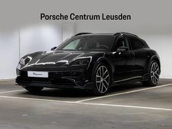 Zwart, metallic lak Gebruikt 2024 Porsche Taycan Cross Turismo Sedan | € 114.900 (Iets duurder)