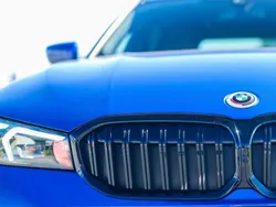 BMW 330e
