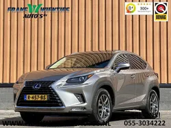 Grijs Gebruikt 2019 Lexus NX300h Luxury Line SUV | € 26.899 (Eerlijke prijs)