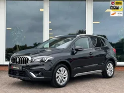 Zwart Gebruikt 2021 Suzuki SX4 S-Cross SUV | € 23.650 (Goede deal)