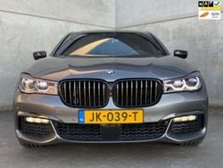 Grijs, metallic lak Gebruikt 2016 BMW 730 M Sport Sedan | € 39.995 (Eerlijke prijs)