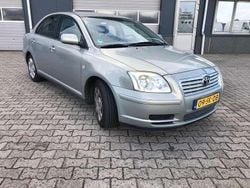 Groen Gebruikt 2006 Toyota Avensis Sedan | € 2.750