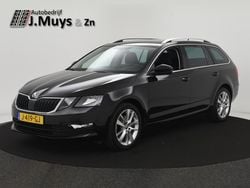 Zwart Gebruikt 2020 Skoda Octavia Business Line Stationwagen | € 19.935 (Goede deal)