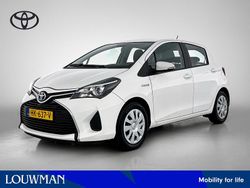 Wit Gebruikt 2015 Toyota Yaris Hybrid Hatchback | € 12.945 (Eerlijke prijs)