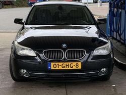 Zwart Gebruikt 2008 BMW 530 Sedan | € 5.750 (Goede deal)
