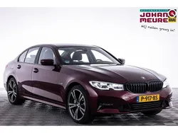 Rood Gebruikt 2022 BMW 330 Sedan | € 32.900 (Super prijs)