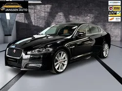 Zwart Gebruikt 2014 Jaguar XF R-Sport Sedan | € 20.950