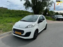 Wit Gebruikt 2014 Peugeot 107 Access Hatchback | € 4.749 (Iets duurder)