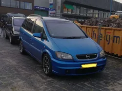 Blauw Gebruikt 2003 Opel Zafira OPC MPV | € 1.000 (Super prijs)