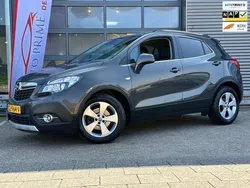 Grijs, metallic lak Gebruikt 2015 Opel Mokka Cosmo SUV | € 13.850 (Eerlijke prijs)