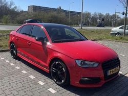 Rood Gebruikt 2016 Audi A3 S-Line Sedan | € 18.000 (Eerlijke prijs)
