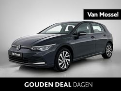 Grijs Gebruikt 2022 VW Golf VIII Style Hatchback | € 25.900 (Eerlijke prijs)