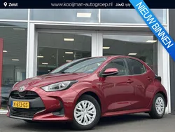 (3t3) Gebruikt 2020 Toyota Yaris Hybrid Active Hatchback | € 18.945 (Eerlijke prijs)