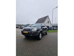 Zwart Gebruikt 2005 Hyundai Tucson Dynamiq SUV | € 3.000 (Goede deal)