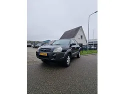 Zwart Gebruikt 2005 Hyundai Tucson Dynamiq SUV | € 3.250 (Eerlijke prijs)