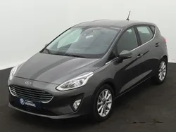Grijs Gebruikt 2017 Ford Fiesta Titanium Hatchback | € 10.950 (Eerlijke prijs)
