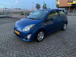 Blauw (metallic) Gebruikt 2010 Renault Twingo Authentique Hatchback | € 1.950 (Goede deal)