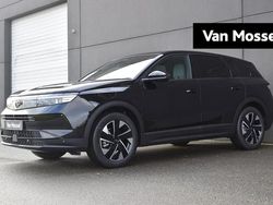 Zwart Gebruikt 2025 Opel Grandland X SUV | € 41.940 (Eerlijke prijs)