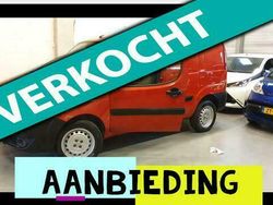 Rood Gebruikt 2008 Fiat Doblò MPV | € 3.499 (Goede deal)