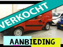 Rood Gebruikt 2008 Fiat Doblò MPV | € 3.499 (Eerlijke prijs)