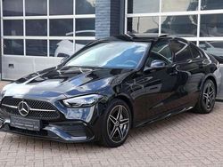 Zwart Gebruikt 2024 Mercedes C300e AMG line Sedan | € 49.950 (Eerlijke prijs)